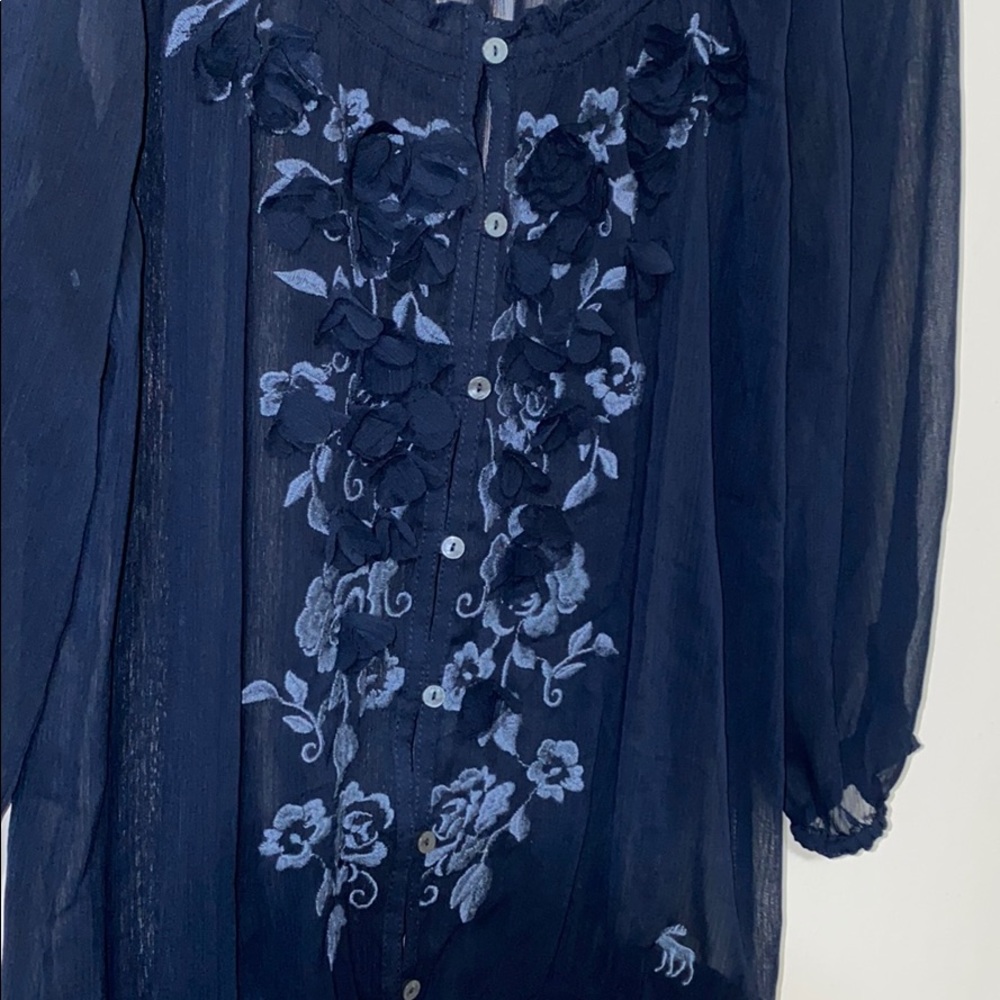 Abercrombie & Fitch Sheer Floral Top - Picture 2 of 4